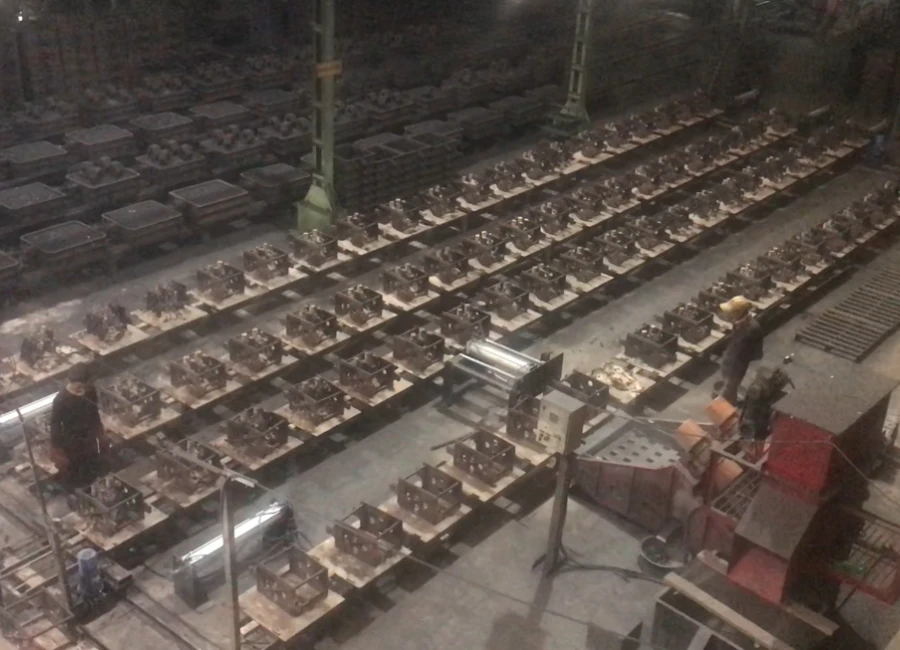 12. Automatic Track Line For Cylinder Head Pouring